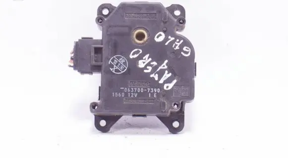 Mitsubishi Pajero Air flap motor/actuator 0637007390