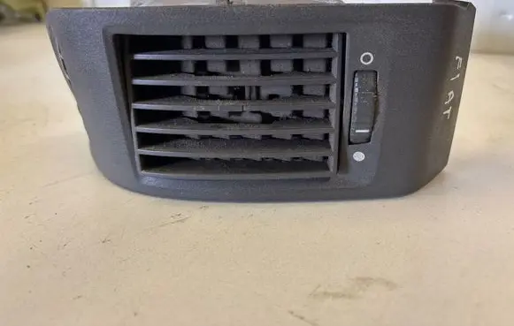 Fiat Ducato Dashboard side air vent grill/cover trim LS385817 ST44761 C391