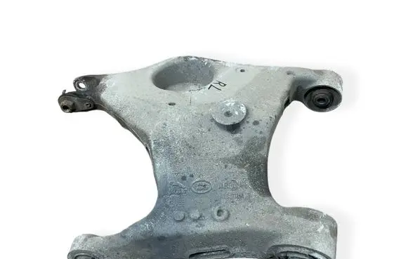 Jaguar XE Rear upper control arm/wishbone 1240LH GG0BE