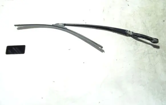 Audi A4 S4 B7 8E 8H Windshield/front glass wiper blade 8E1955407C