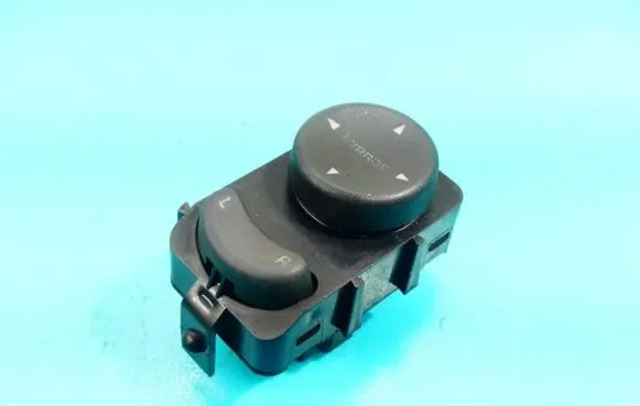 Chrysler Voyager Electric window control switch IMPRK1070429