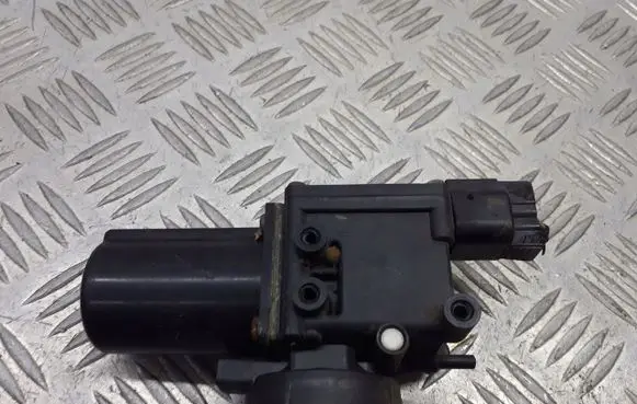 Mitsubishi Galant Valve vacuum G6T50371