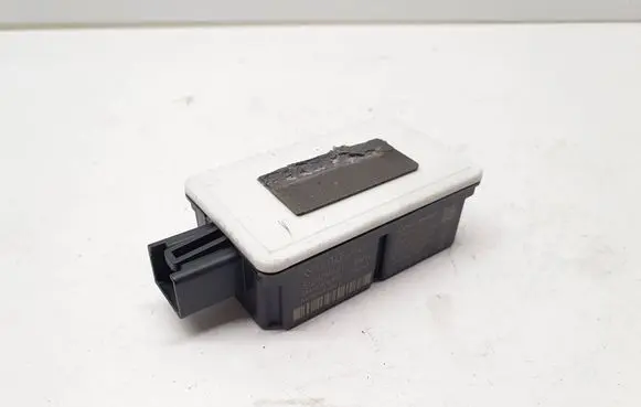Volvo V70 ESP acceleration yaw rate sensor 31252988 S180036007