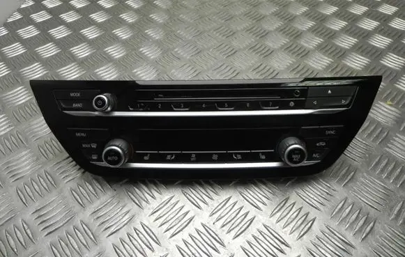 BMW 3 G20 G21 Climate control unit 7951989 Y909