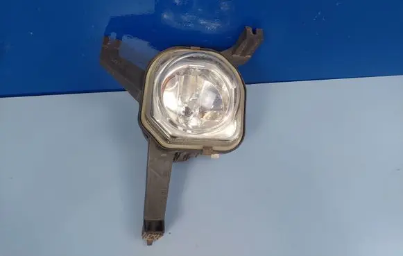 Peugeot 306 Front fog light 9635890180 0305054012