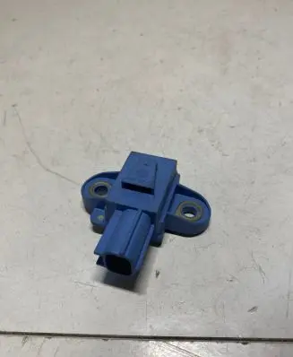 Volkswagen Golf V Airbag deployment crash/impact sensor 1K0955557A