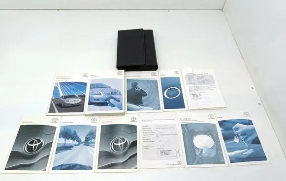 Toyota Avensis T250 Owners service history hand book 