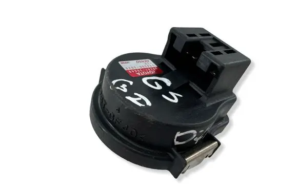 Lexus GS 300 350 430 450H Rear air suspension level height sensor 