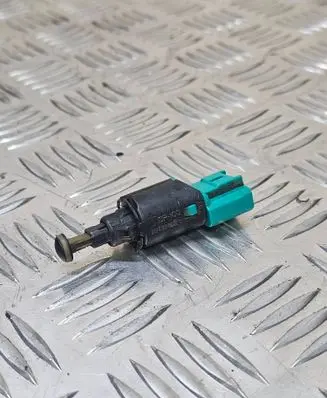 Brake pedal sensor switch