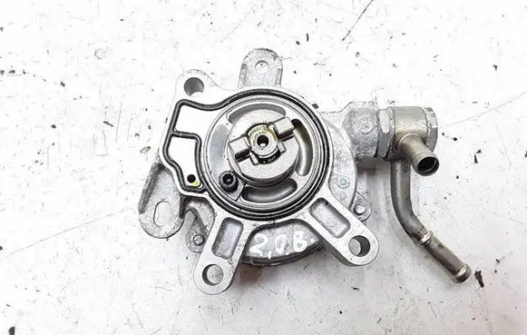 Mazda 3 II Vacuum pump PE018G00