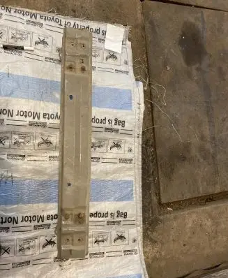 Toyota Auris E180 Rear bumper cross member