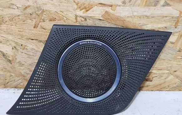 Audi Q5 SQ5 Side speaker trim/cover 8R0857227A