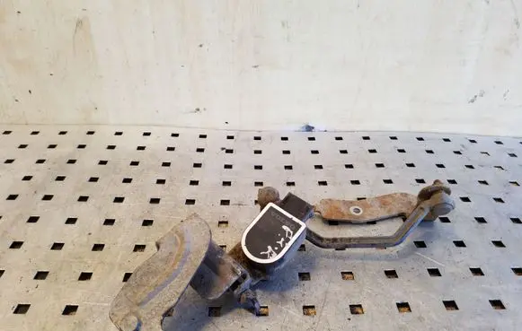 Volvo V40 Cross country Headlight/headlamp level sensor 31258179