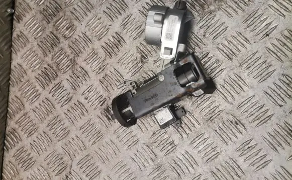 Opel Insignia A Ignition lock