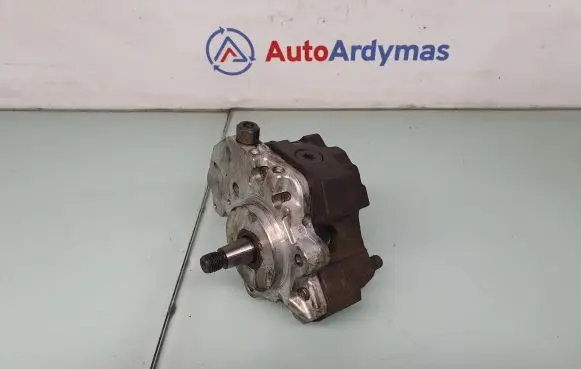 BMW 1 E81 E87 Fuel injection high pressure pump 8511824 13518511824 7788670