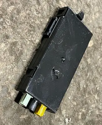 BMW 4 F32 F33 Aerial antenna amplifier 9231179 10859410