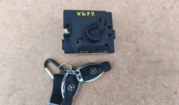 Mercedes-Benz C W205 Ignition lock A2229003512