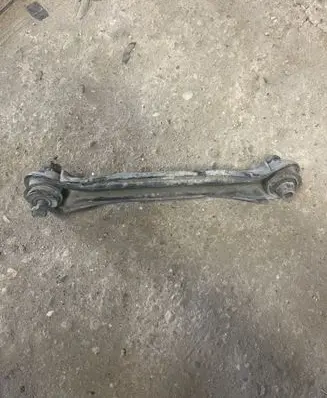 Mercedes-Benz E W210 Rear control arm 2013520088