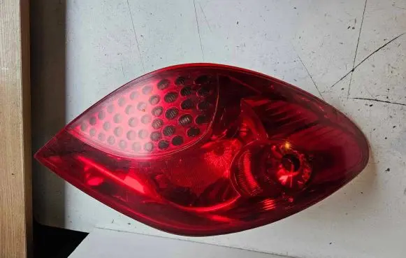 Peugeot 207 Rear/tail lights 085501944L