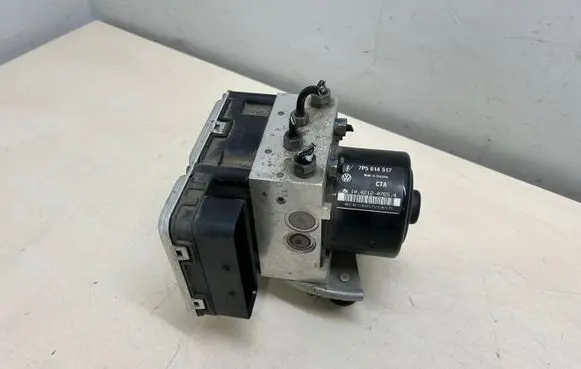Porsche Cayenne (92A) ABS Pump 7P5907379 7P5614517