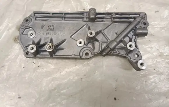 Mercedes-Benz CLA C118 X118 other engine part A6510101707