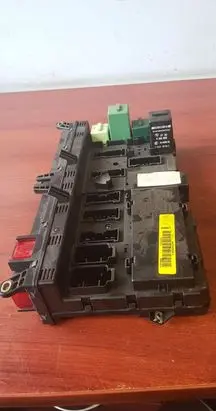 Land Rover Range Rover L322 Fuse module 8380407