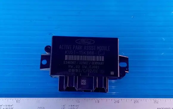 Ford Focus Parking PDC control unit/module KU5T15K866C D25KE E240302
