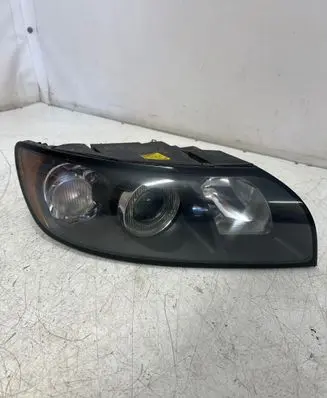 Volvo S40 Headlight/headlamp 31213185