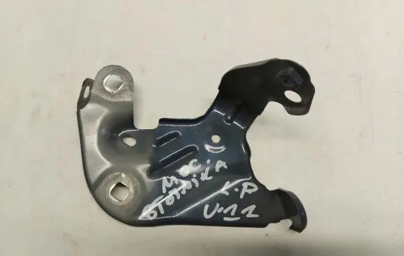 Fender mounting bracket