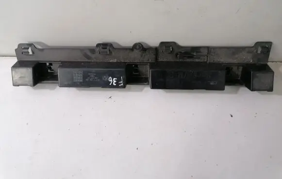 Sill/side skirt trim