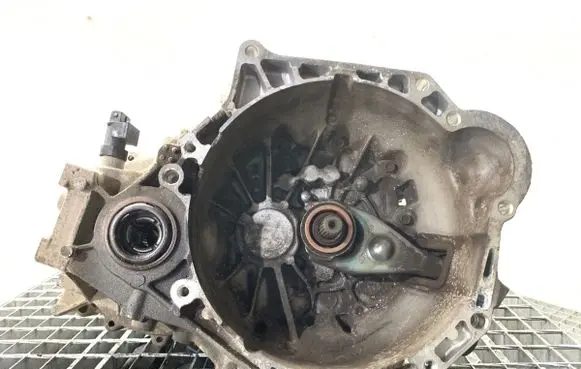 Hyundai ix20 Manual 5 speed gearbox TDJ5F