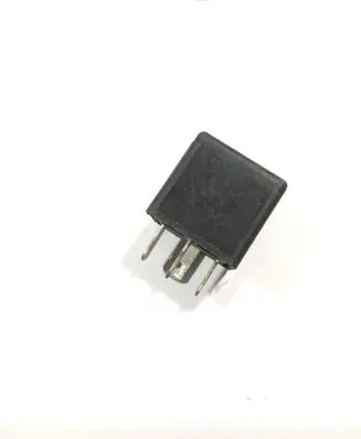 Suzuki Grand Vitara II Other relay 90464760 V2313K52X220