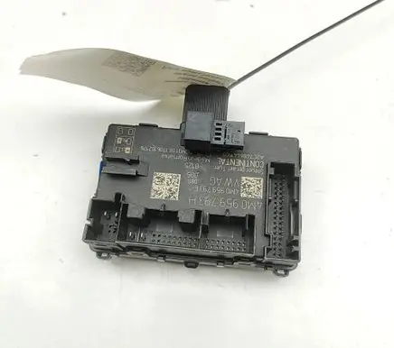 Audi A5 Door control unit/module 4M0959793H 4M0959793F