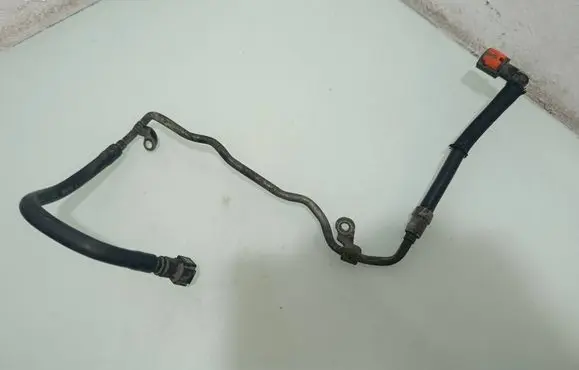Lexus GS 250 350 300H 450H Coolant pipe/hose D795