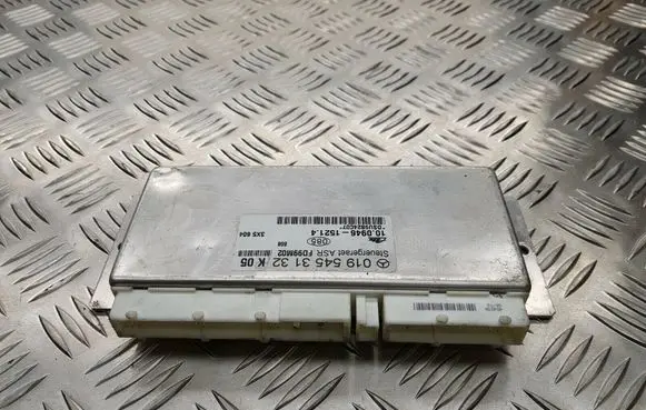 Mercedes-Benz C W202 ABS control unit/module 0195453132