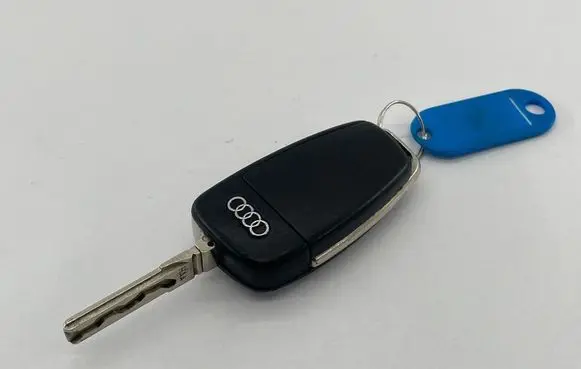 Audi A6 S6 C6 4F Ignition key/card 4F0837220D