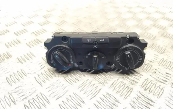 Volkswagen Touran I Climate control unit 1K0820047AF