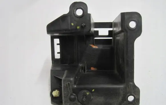 Ford B-MAX Front door coupe exterior handle/bracket AV1117A882AB