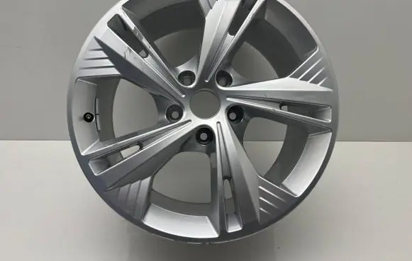 R19 alloy rim
