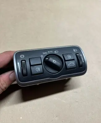 Volvo XC60 Light switch 30739456 10096705 130917B