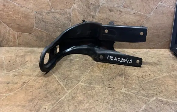 Radiator support slam panel bracket