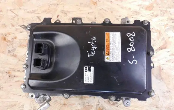 Toyota C-HR I Voltage converter inverter G920047330