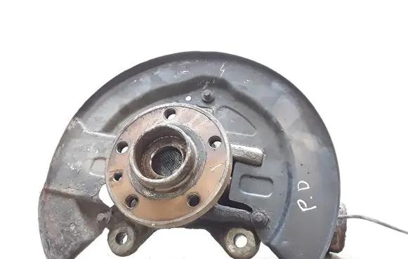 Volvo XC60 Front wheel hub spindle knuckle