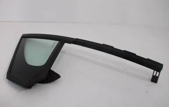 Peugeot 2008 I Front door window glass four-door 9801476080