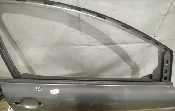 Seat Altea Front door glass trim molding 
