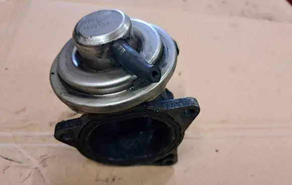 Audi A4 S4 B6 8E 8H EGR valve 038131501AF 150510045