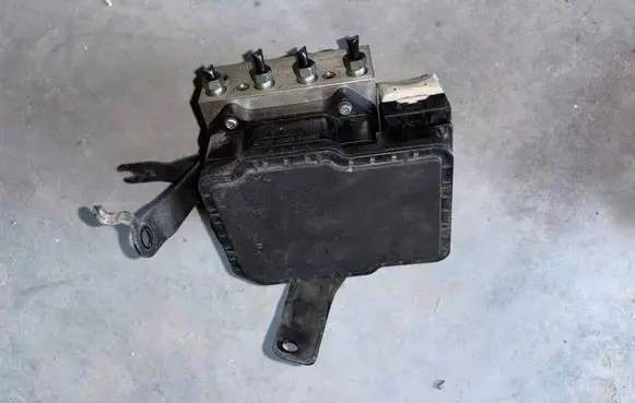 Honda Jazz ABS Pump TF0G6