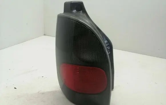 Renault Espace III Rear/tail lights
