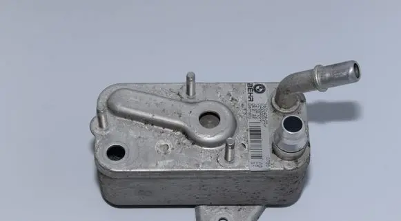 BMW 7 F01 F02 F03 F04 Transmission/gearbox oil cooler 7800408