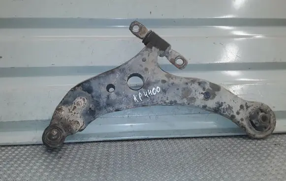 Toyota Previa (XR30, XR40) II Front lower control arm/wishbone 